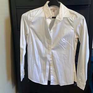 Banana Republic white long sleeve button down shirt